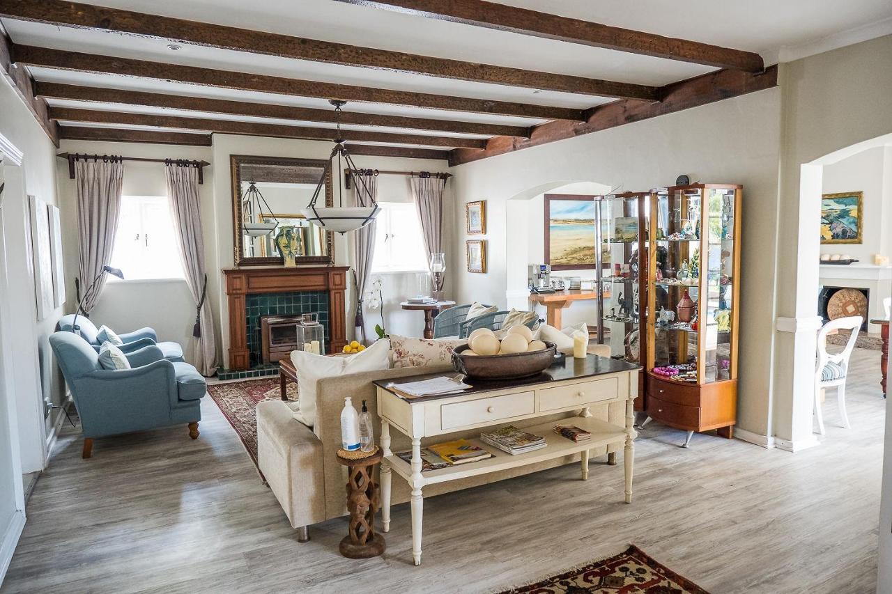 Admiralty Beach House Порт Елизабет Екстериор снимка