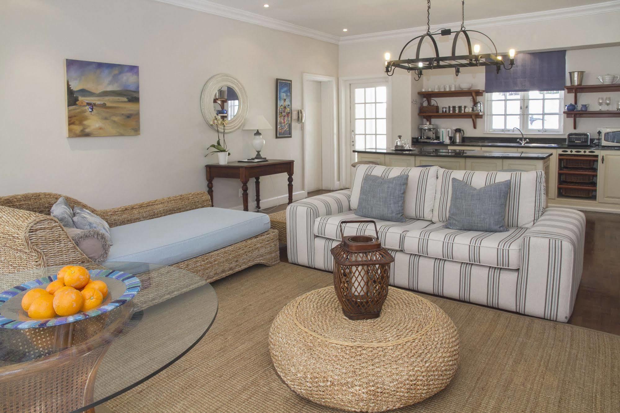 Admiralty Beach House Порт Елизабет Екстериор снимка