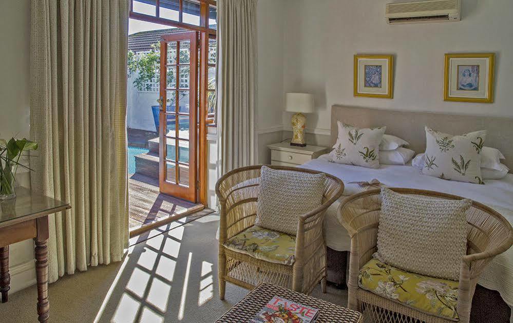 Admiralty Beach House Порт Елизабет Екстериор снимка