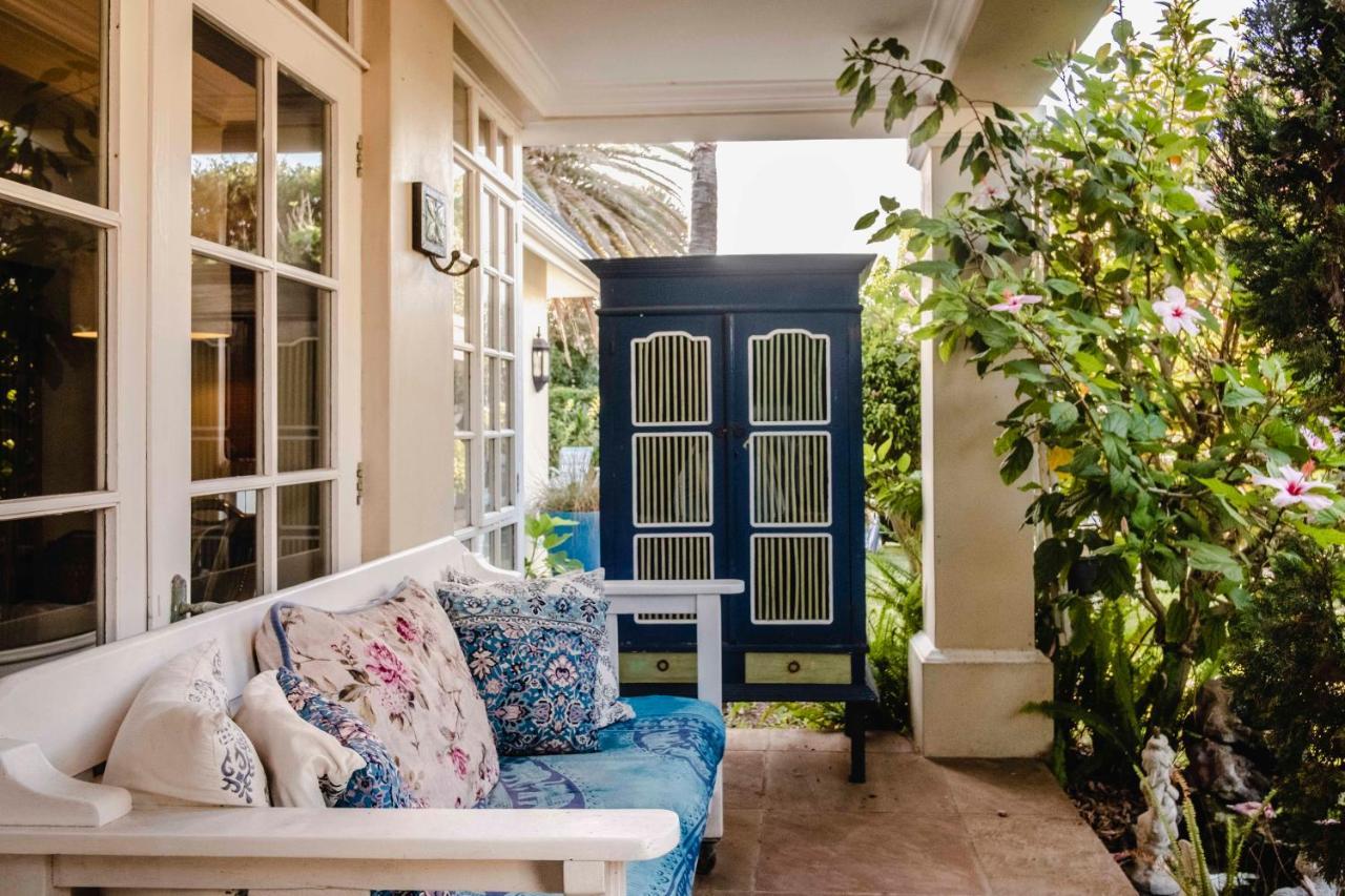 Admiralty Beach House Порт Елизабет Екстериор снимка